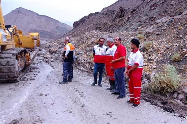 خدمات رسانی به مناطق متاثر از سیل استان بوشهر ادامه دارد