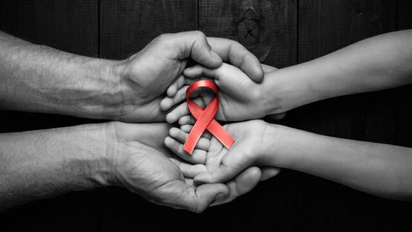 افراد برای آزمایش HIV بی‌واهمه اقدام کنند